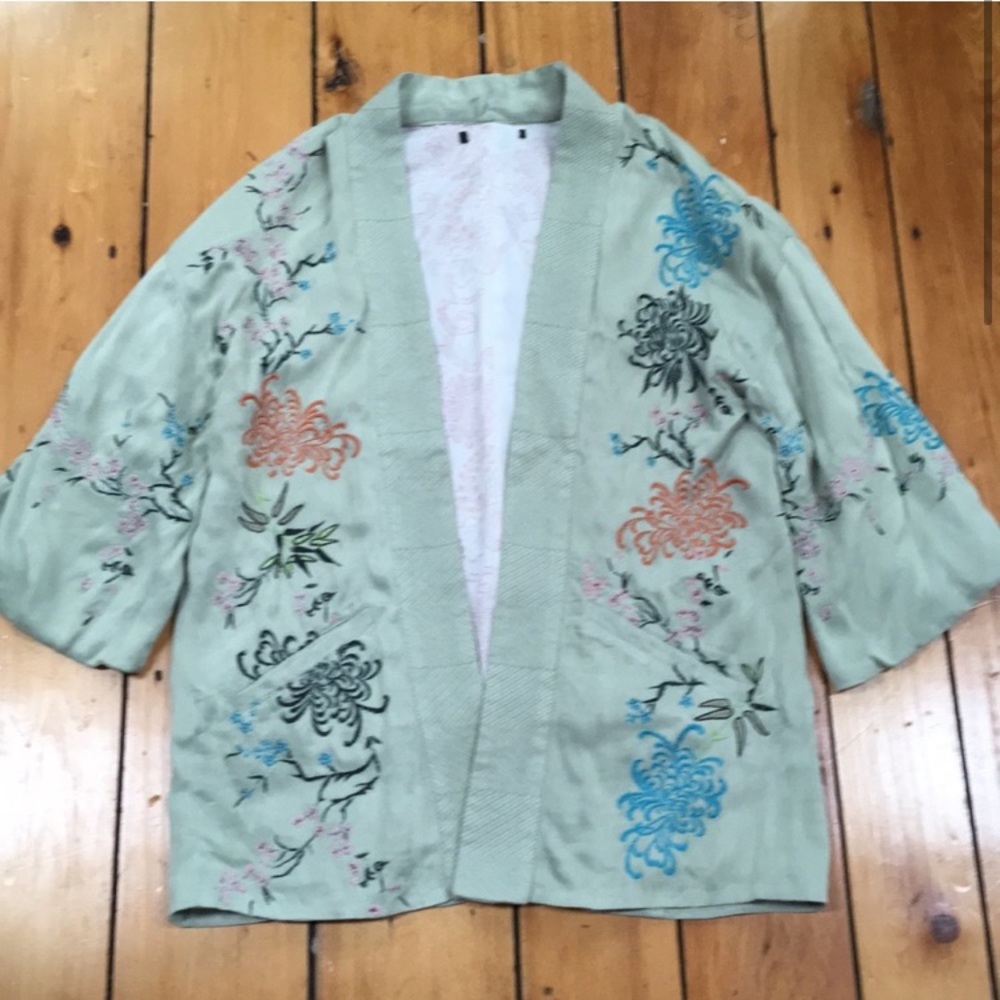 Zara Embroidered Floral Kimono